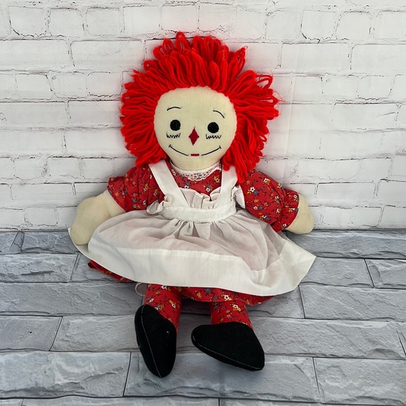 raggedy ann doll red dress Aurora & Raggedy Andy 17" Raggedy Ann Classic Stuffed Its unique look makes it stand out from more modern dolls and toys Vintage | Toys | Raggedy